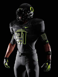 American football uniforms make the players look almost like gladiators ready for the arena (credit: holyturf.com)